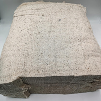 Полотно нетканое шир.140см*70м белое плотность 120-170 гр/м2, п/м  /70 