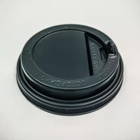 Крышка черная  d90  с питейником ТД  100/1000